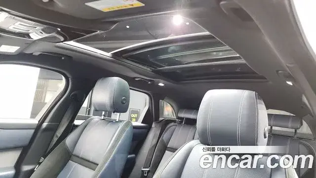 Land Rover Range Rover Velar 2019 — Photo 14/20