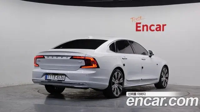 Volvo S90 2020 — ფოტო 13/20