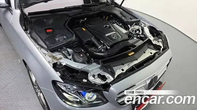 Mercedes-Benz E-Class 2020 — Фото 6/20