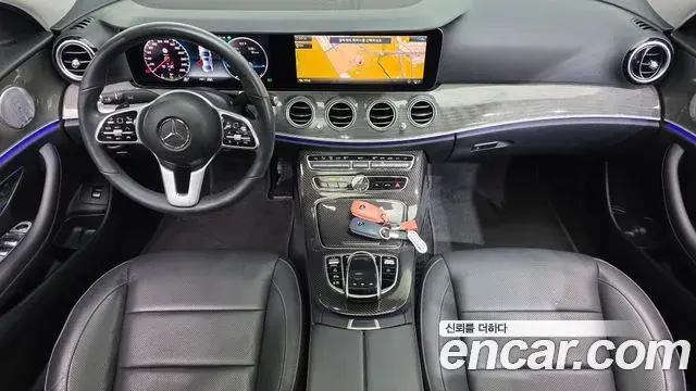 Mercedes-Benz E-Class 2020 — Фото 7/20
