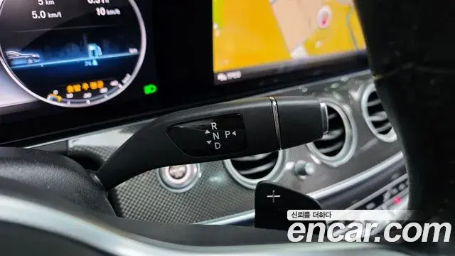 Mercedes-Benz E-Class 2020 — Фото 9/20