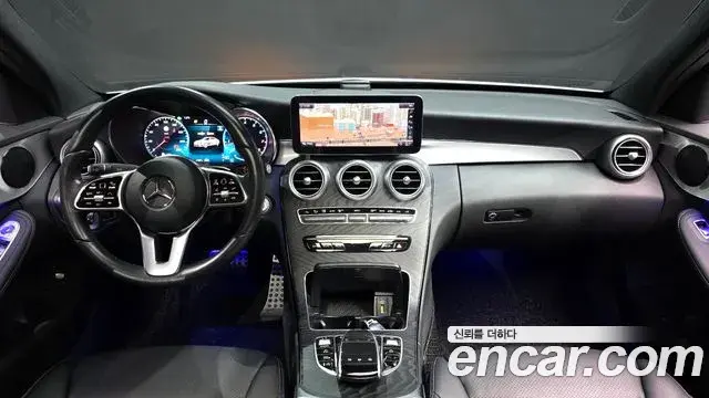 Mercedes-Benz C-Class 2021 — ფოტო 2/20