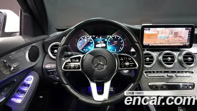 Mercedes-Benz C-Class 2021 — ფოტო 17/20
