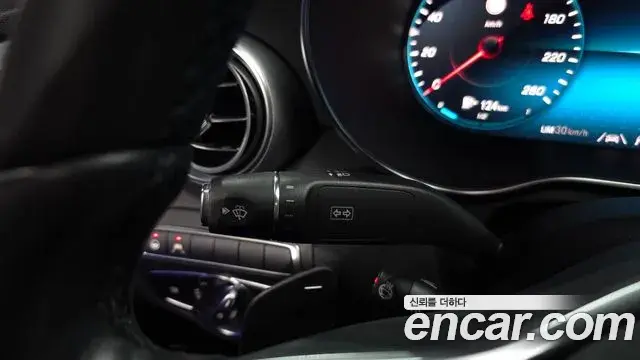 Mercedes-Benz C-Class 2021 — ფოტო 10/20
