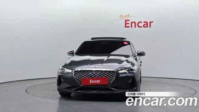 Genesis G70 2018 — Photo 2/20