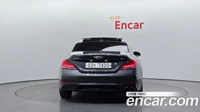 Genesis G70 2018 — Photo 14/20