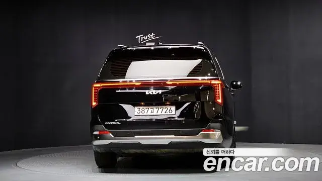 Kia Carnival 2024 — Photo 16/20