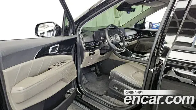 Kia Carnival 2024 — Photo 19/20