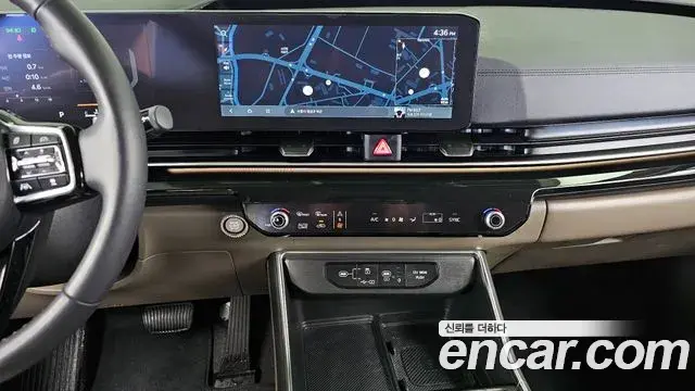 Kia Carnival 2024 — Photo 17/20
