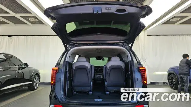 Kia Carnival 2024 — Photo 15/20