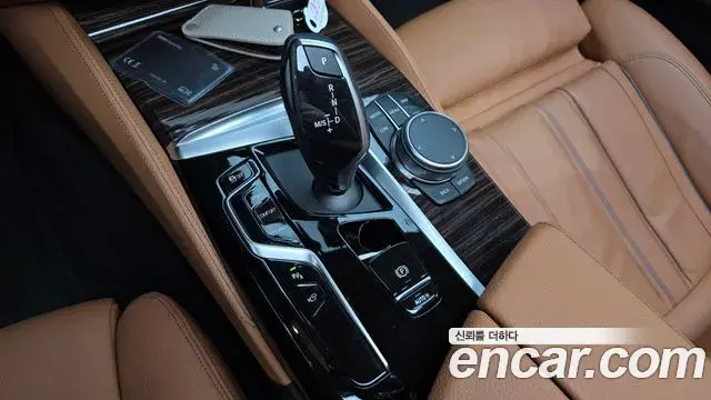 BMW 5 Series 2023 — Фото 9/20