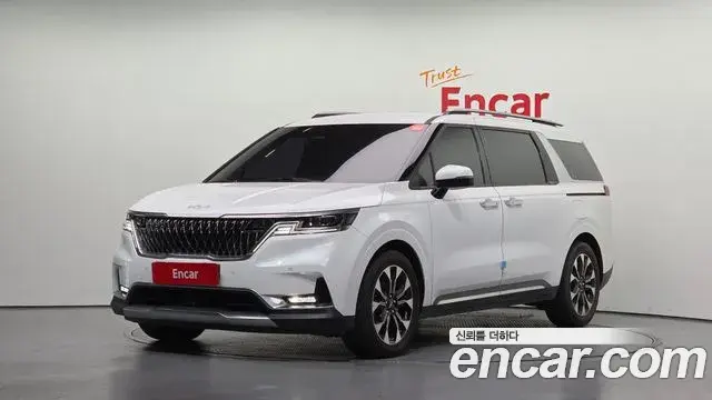 Kia Carnival 2021 — Фото 1/20