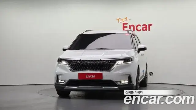 Kia Carnival 2021 — Фото 3/20