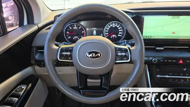 Kia Carnival 2021 — Фото 14/20