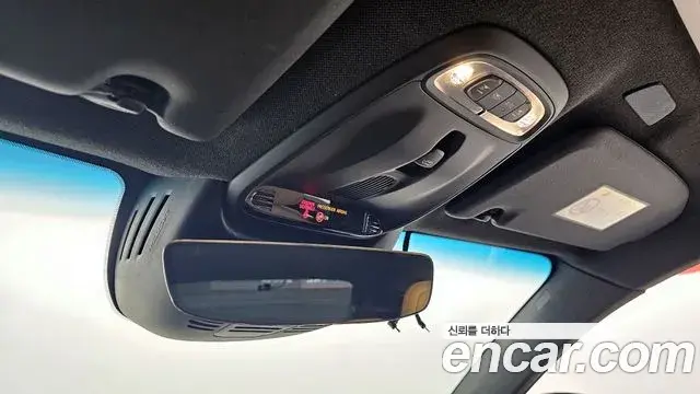 Volvo XC40 2021 — ფოტო 7/20