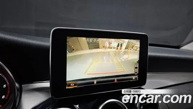Mercedes-Benz C-Class 2018 — ფოტო 3/20