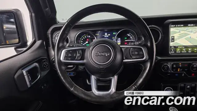 Jeep Wrangler 2021 — Photo 8/20