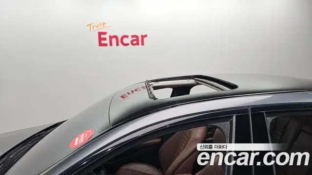 Mercedes-Benz E-Class 2018 — Фото 20/20