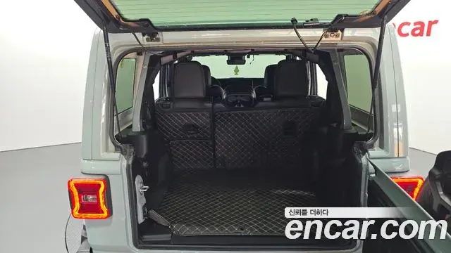 Jeep Wrangler 2024 — Şəkil 22/34