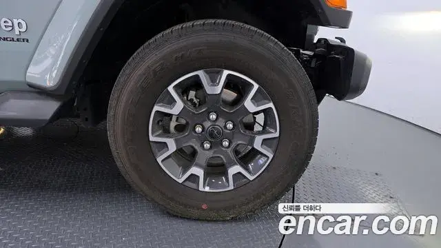 Jeep Wrangler 2024 — Şəkil 20/34