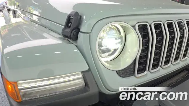 Jeep Wrangler 2024 — Şəkil 9/34
