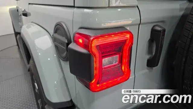 Jeep Wrangler 2024 — Şəkil 10/34