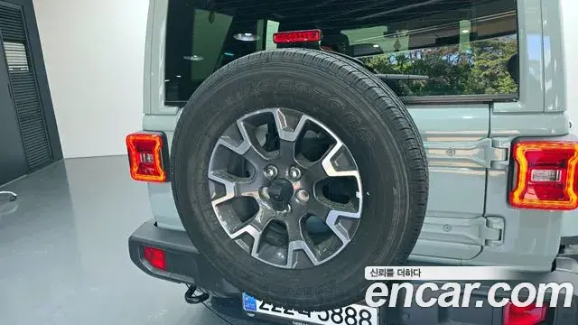 Jeep Wrangler 2024 — Şəkil 18/34