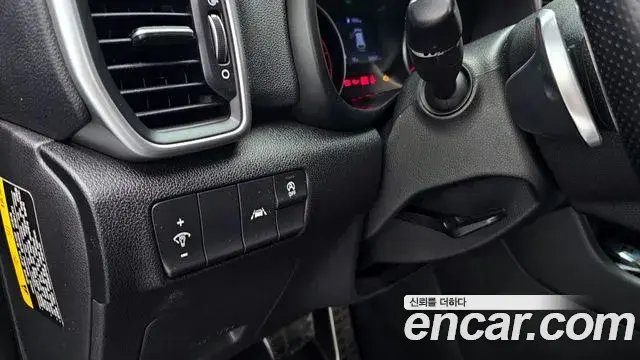 Kia Sportage The Bold 2019 — Фото 17/20