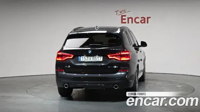 BMW X3 2021 — ფოტო 17/20