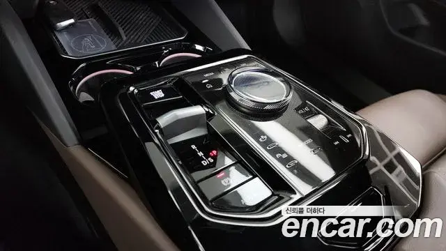 BMW 5 Series 2025 — Photo 3/20