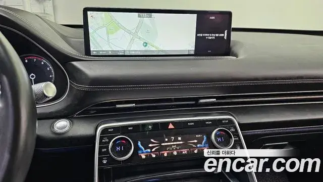 Genesis GV80 2021 — Photo 14/20