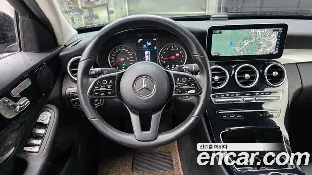 Mercedes-Benz C-Class 2019 — ფოტო 20/20