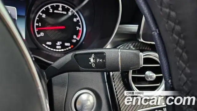 Mercedes-Benz GLC-Class 2019 — Şəkil 6/21