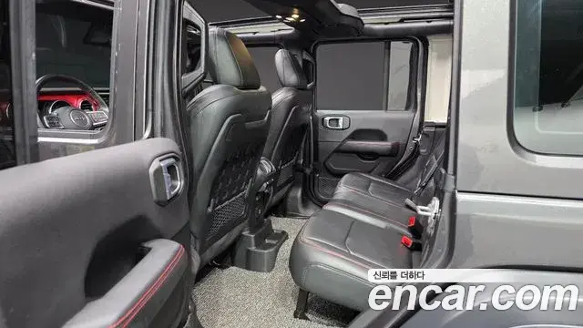 Jeep Wrangler 2022 — ფოტო 12/20