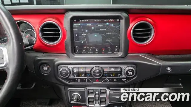 Jeep Wrangler 2022 — ფოტო 10/20