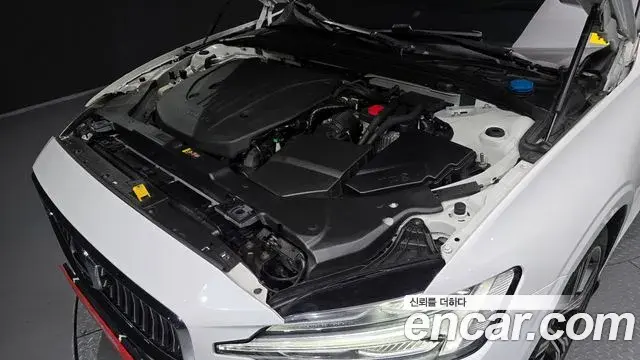 Volvo S60 2021 — Şəkil 12/20