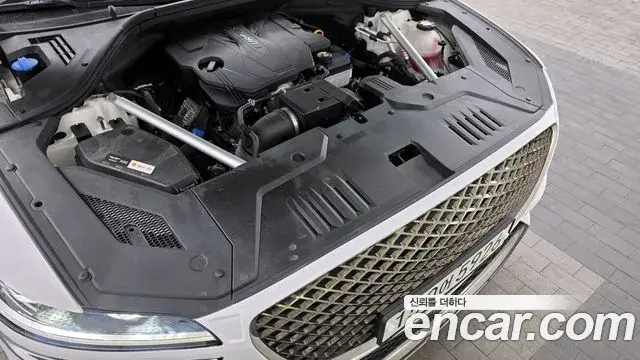 Genesis GV70 2021 — ფოტო 14/20