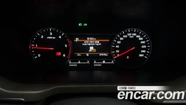 Kia Sorento 2020 — Фото 8/20