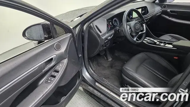 Hyundai Sonata Hybrid 2022 — Şəkil 10/20