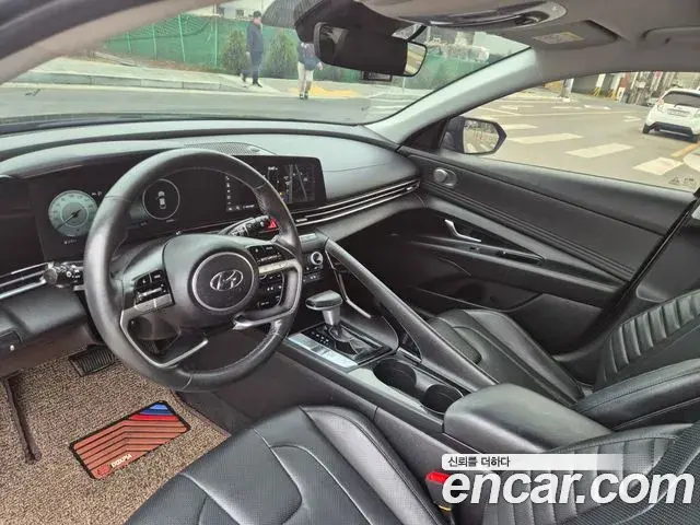Hyundai The New Avante Hybrid 2020 — Photo 15/20