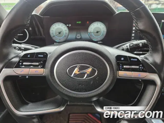 Hyundai The New Avante Hybrid 2020 — Photo 13/20