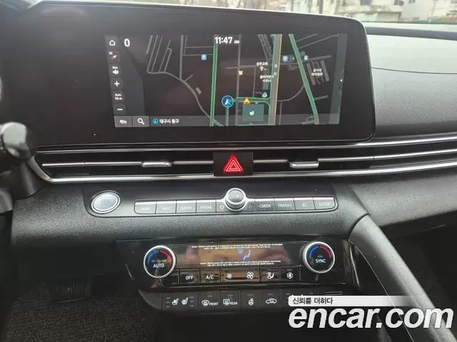 Hyundai The New Avante Hybrid 2020 — Photo 16/20
