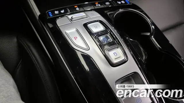 Hyundai Tucson Hybrid 2022 — ფოტო 6/20