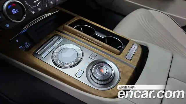 Genesis G80 2020 — Photo 1/20