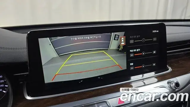 Kia The K9 2019 — Photo 18/20
