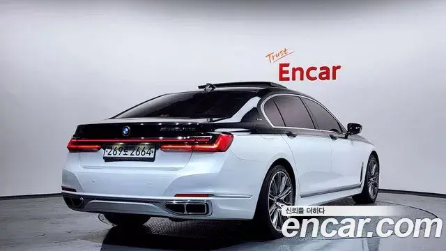 BMW 7 Series 2020 — Photo 16/20