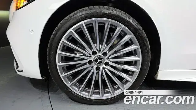 Mercedes-Benz C-Class 2022 — Şəkil 13/20