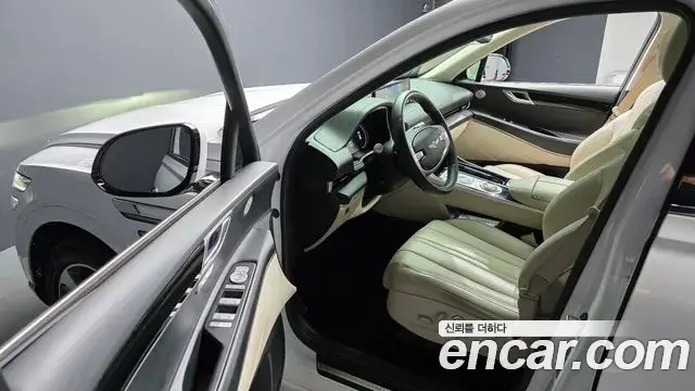 Genesis GV80 2020 — Photo 2/20