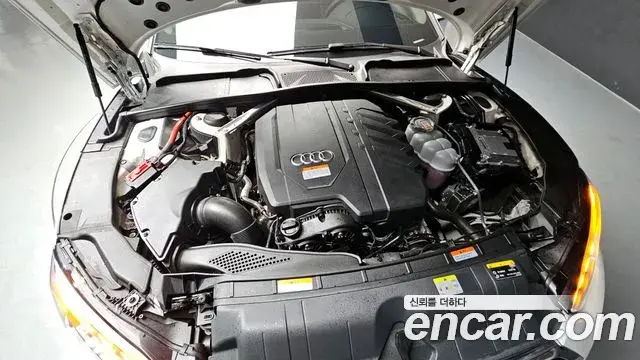 Audi A5 2021 — Şəkil 13/20