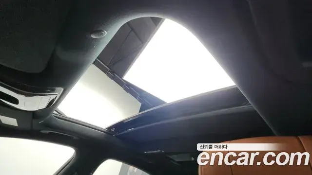Mercedes-Benz S-Class 2022 — Photo 11/20